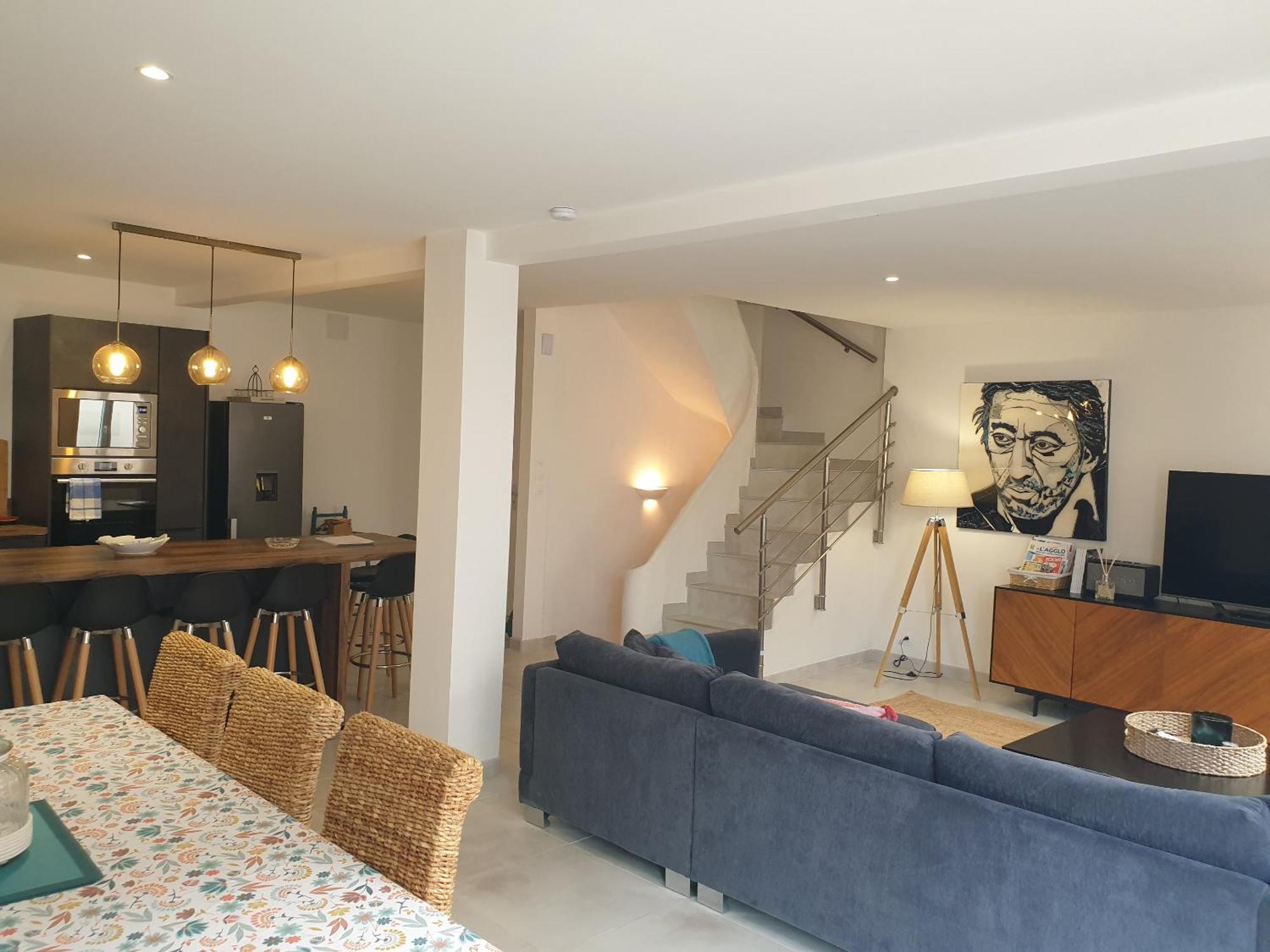 Maison De Ville Standing Proche Mer Florensac Luaran gambar